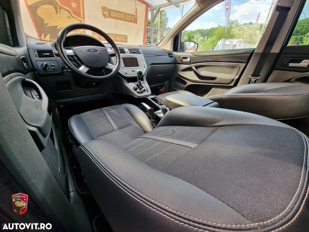 Ford Kuga 2.0 TDCi 4x4 Aut. Trend - 15