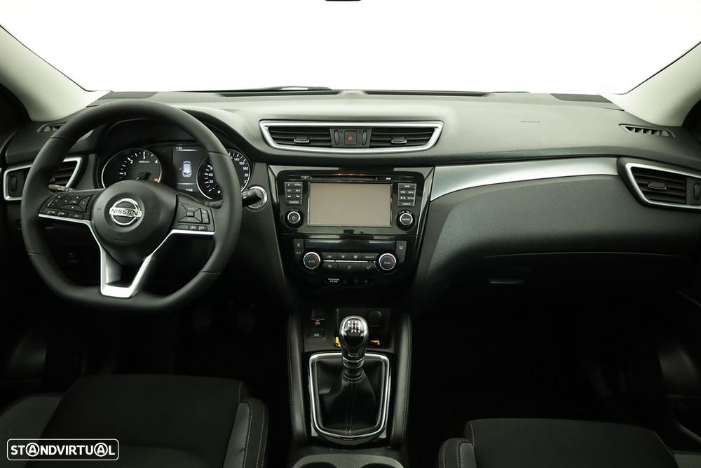 Nissan Qashqai 1.5 dCi N-Connecta 18 - 8