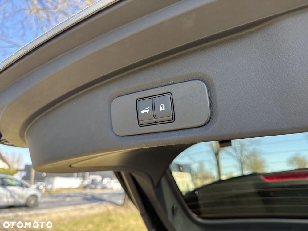 Nissan Qashqai 1.3 DIG-T MHEV N-Design Xtronic - 24