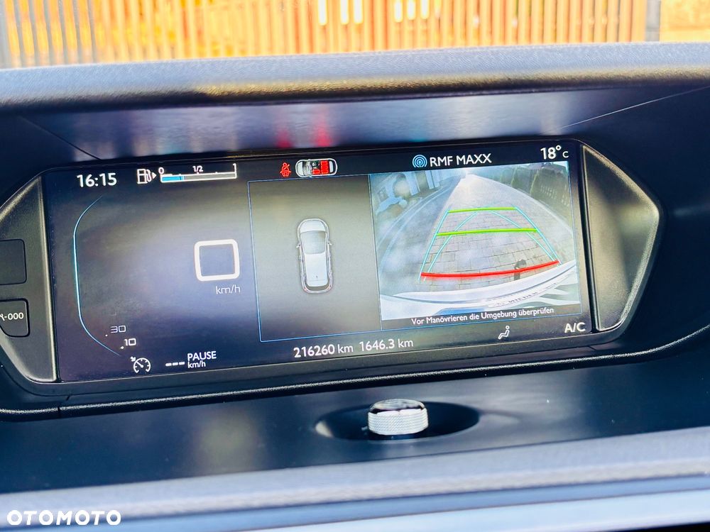 Citroën C4 Picasso - 32