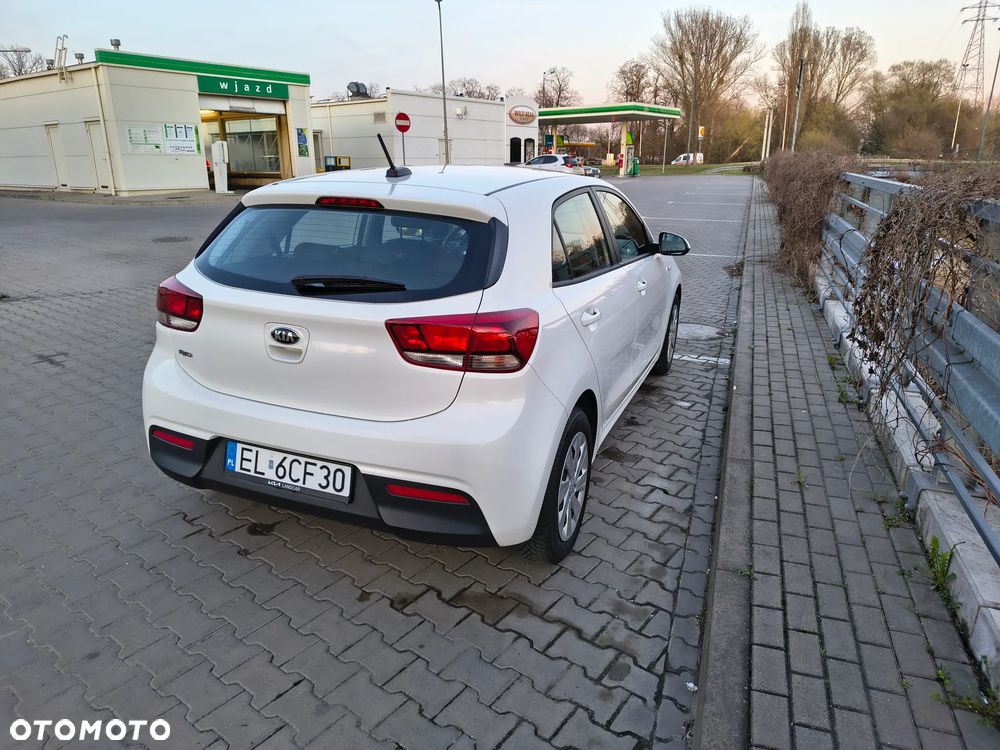 Kia Rio 1.2 M - 3