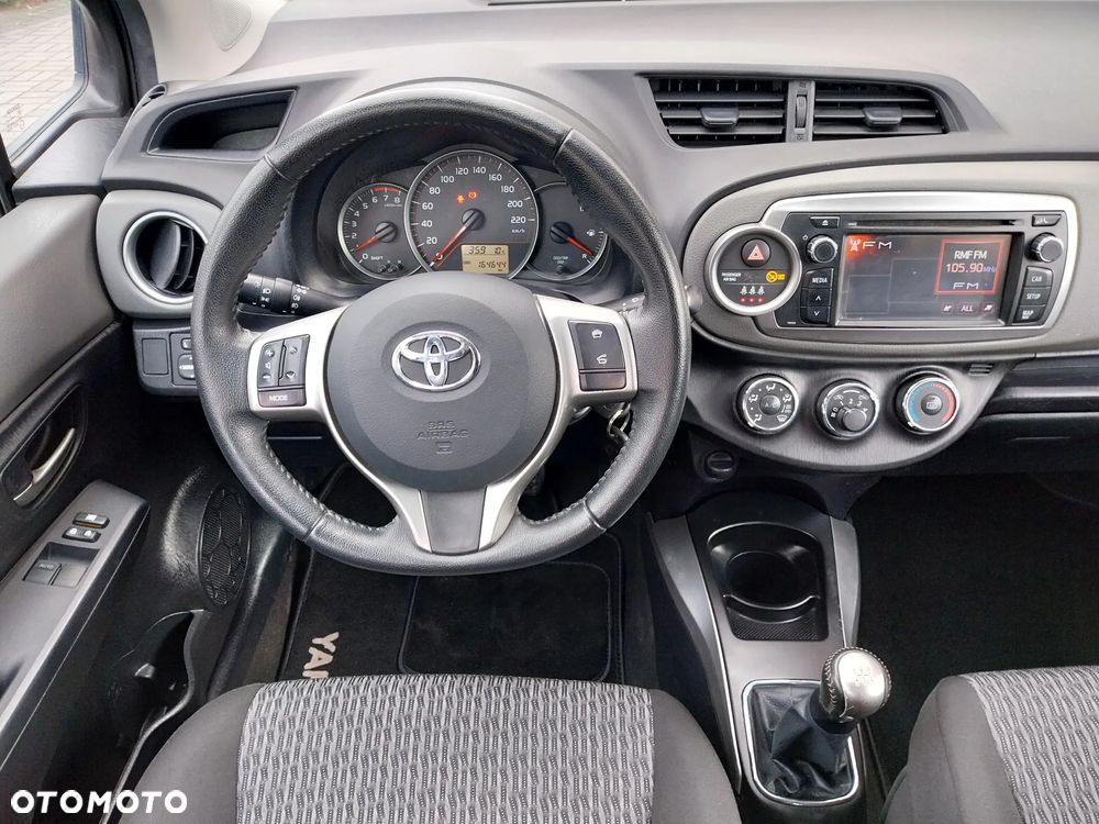 Toyota Yaris 1.0 VVT-i Sol - 17