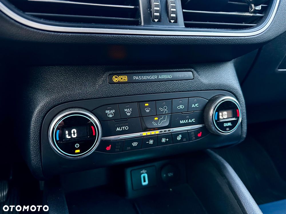 Ford Focus 1.5 EcoBlue Titanium X - 16