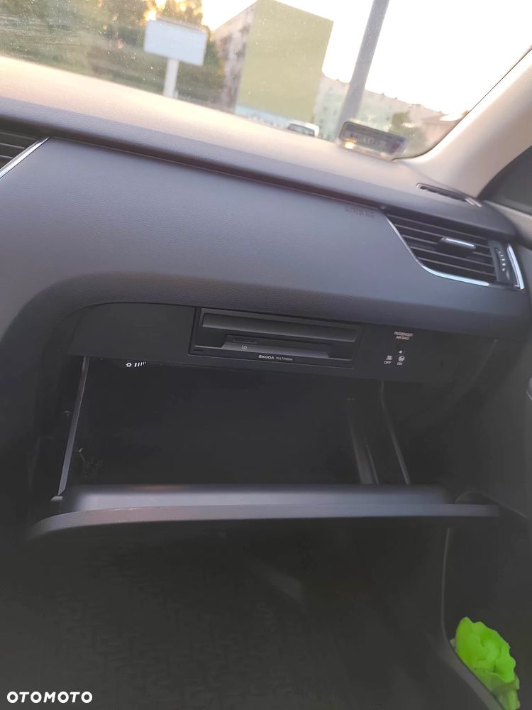 Skoda Octavia 1.6 TDI SCR Ambition - 26