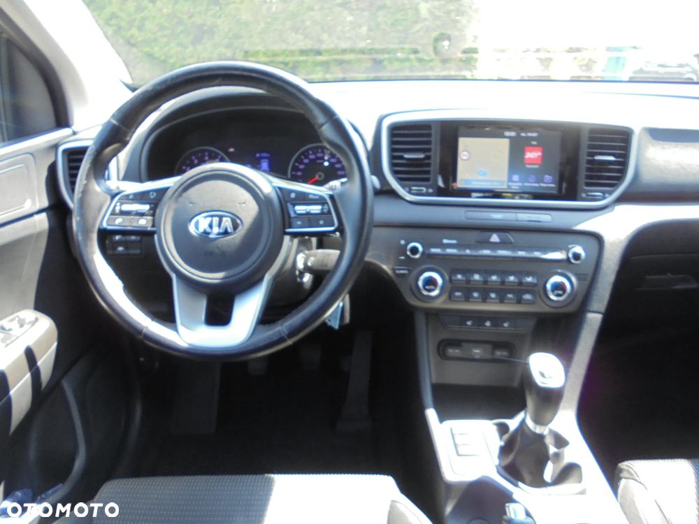 Kia Sportage 1.6 GDI 2WD DREAM-TEAM EDITION - 13