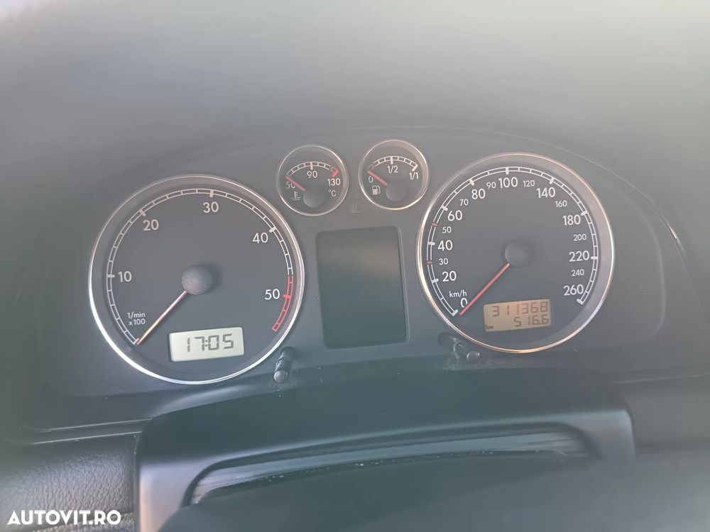 Volkswagen Passat 1.9 TDI - 10