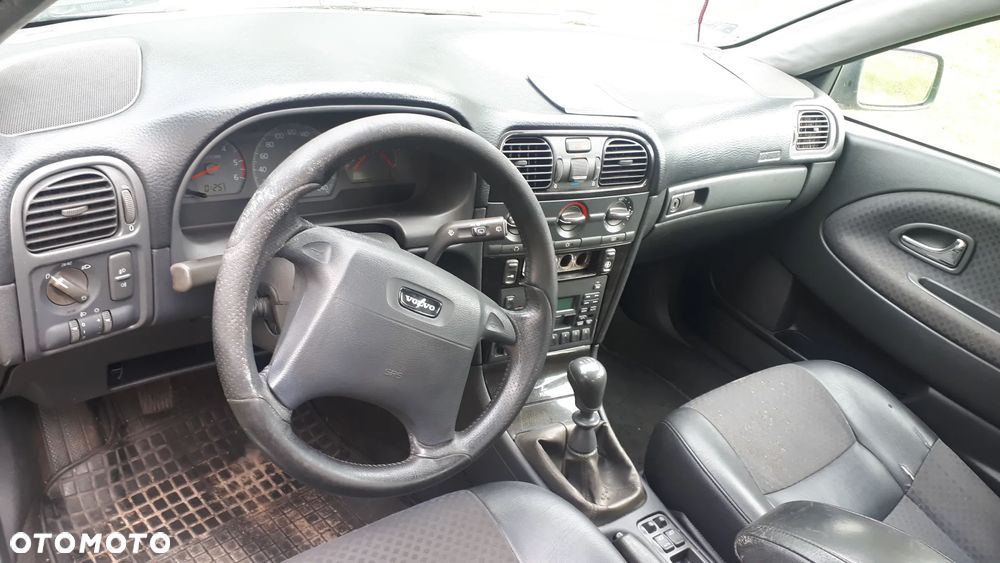 Volvo V40 1,9TD Wszystkie części Silnik skrzynia koła drzwi maska lampy szyby fotele - 14
