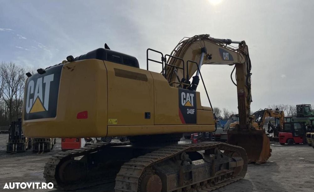 Caterpillar 340F Excavator - 5