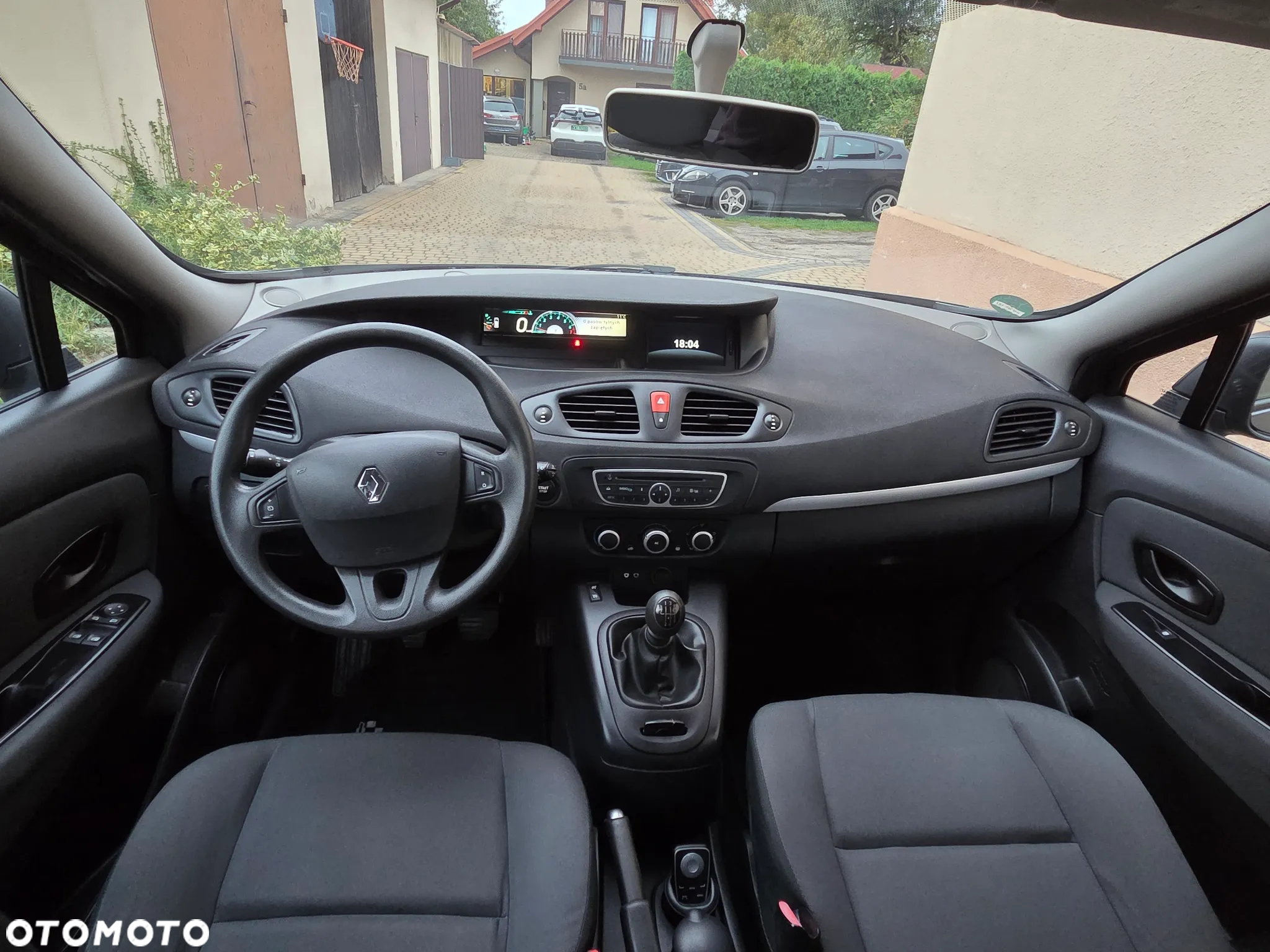 Renault Scenic 1.6 16V 110 TomTom Edition - 6