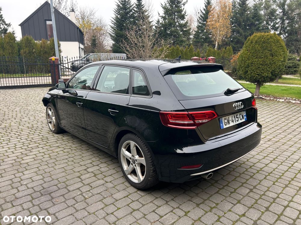 Audi A3 Sportback - 8