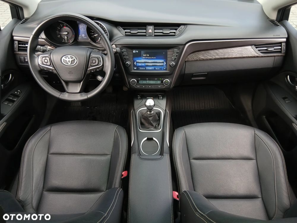 Toyota Avensis 1.8 Prestige - 6