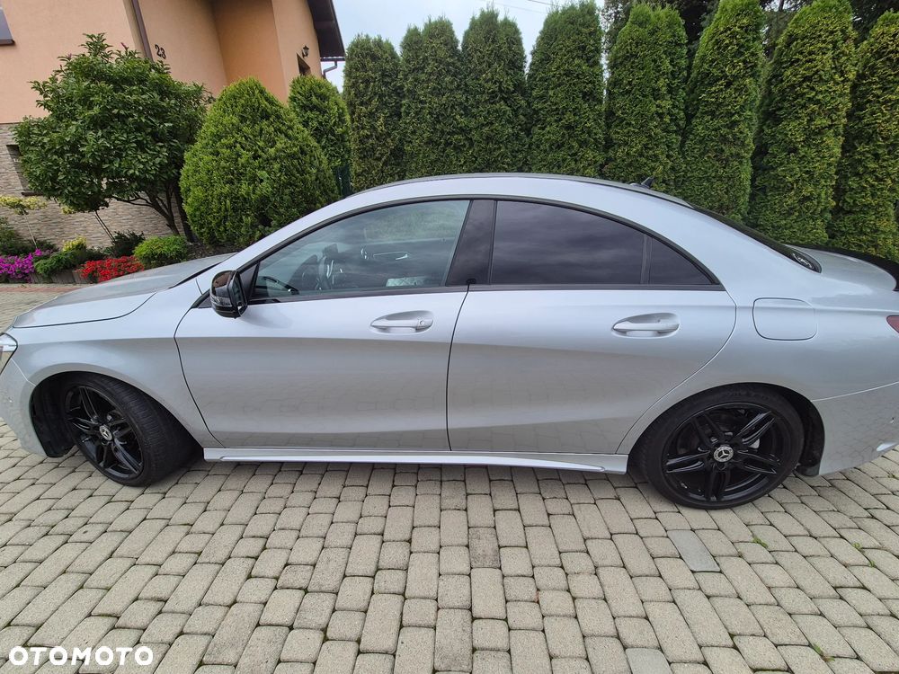 Mercedes-Benz CLA 180 7G-DCT AMG Line - 18