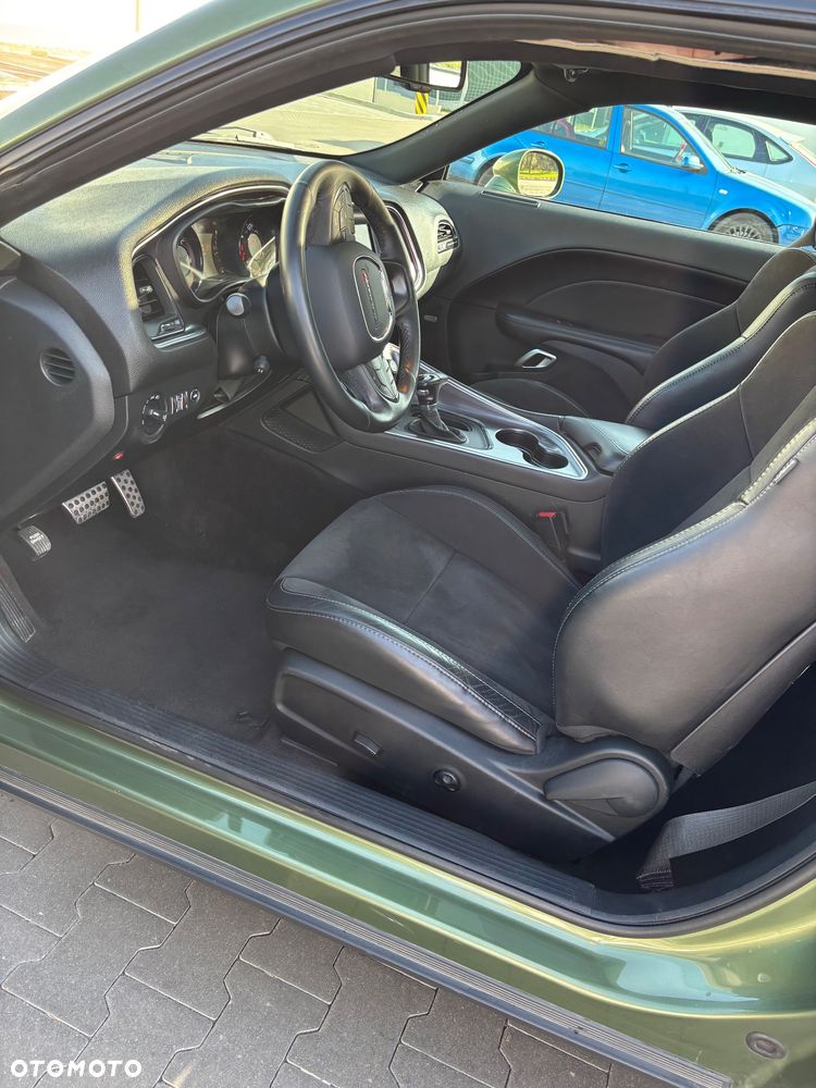 Dodge Challenger 3.6 GT AWD - 10