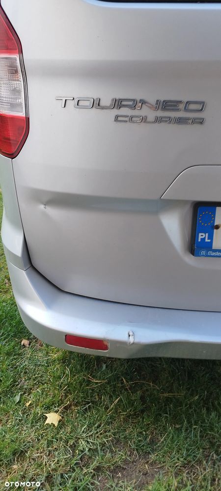 Ford Tourneo Courier - 20