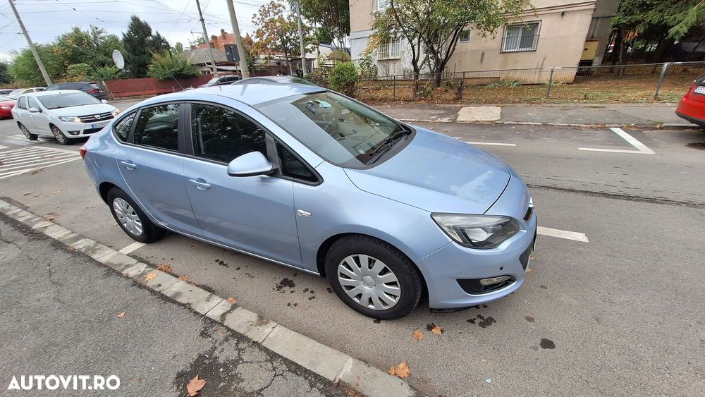 Opel Astra - 12