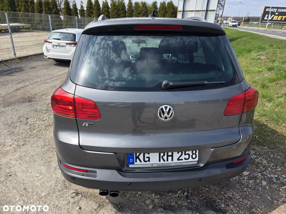 Volkswagen Tiguan - 22