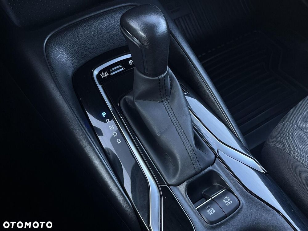 Toyota Corolla 1.8 Hybrid Comfort - 27