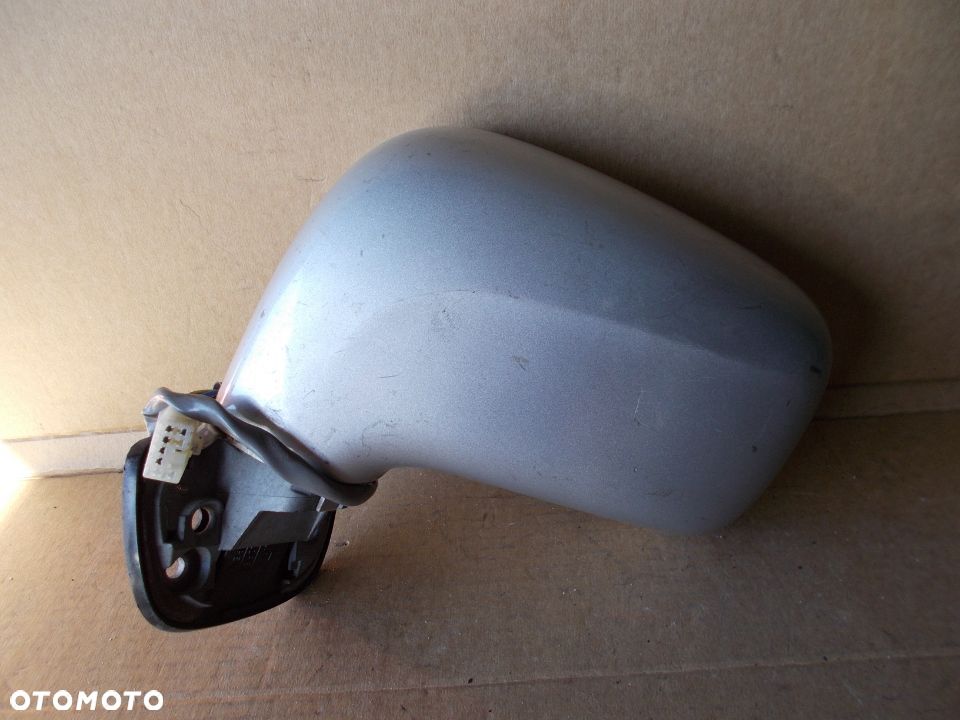LUSTERKO ELEKTRYCZNE LEWE SUZUKI LIANA 5-PIN SREBRNE - 1
