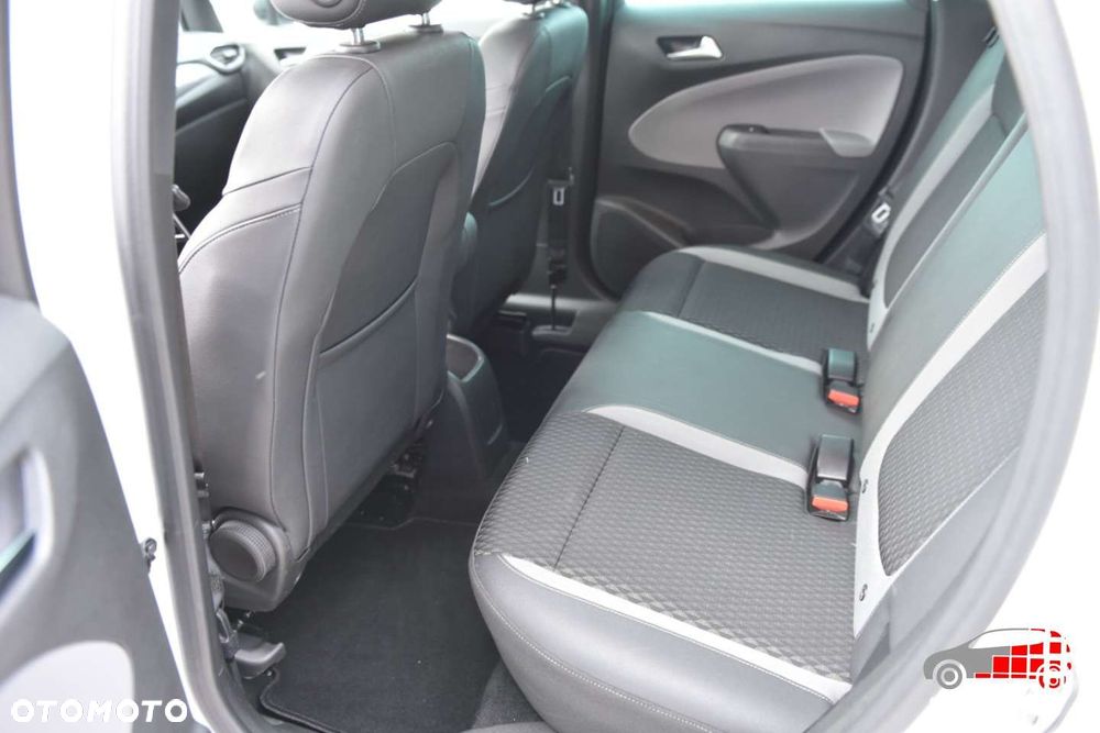Opel Crossland X - 16