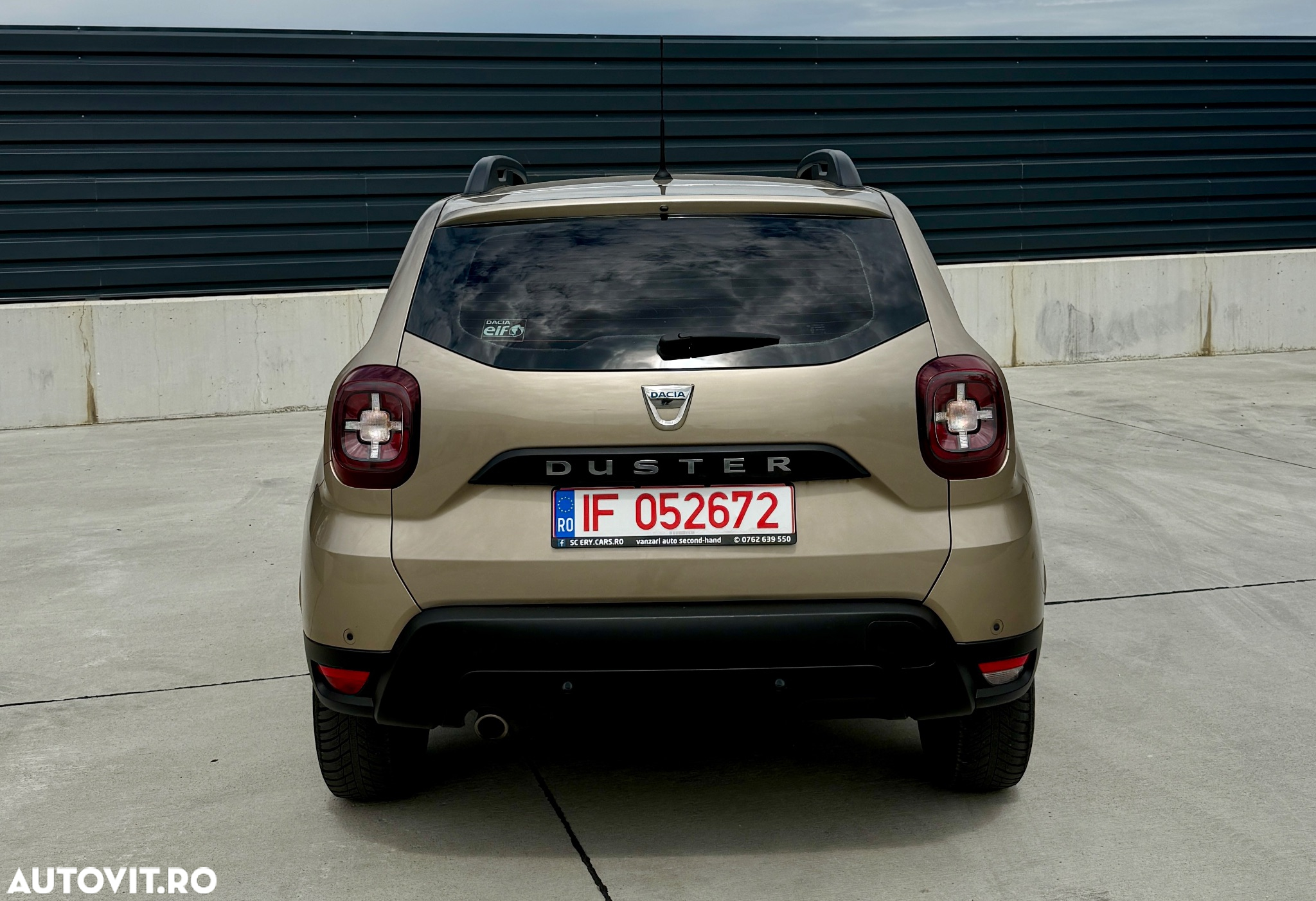 Dacia Duster 1.6 SCe Comfort - 4