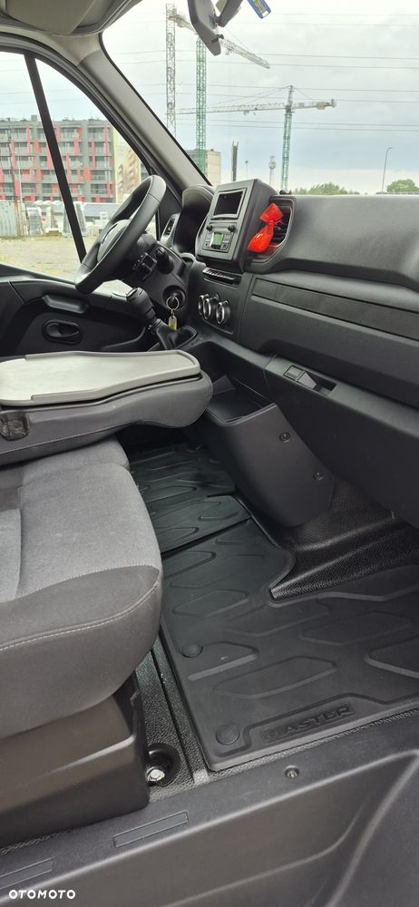 Renault Master - 9