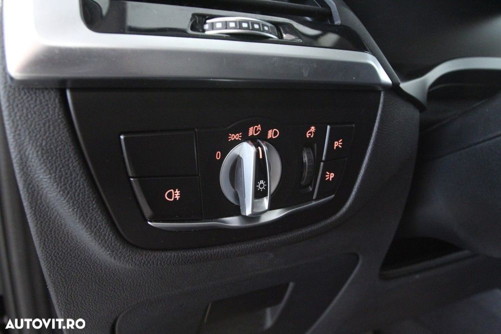 BMW X3 2020 — imagine 9
