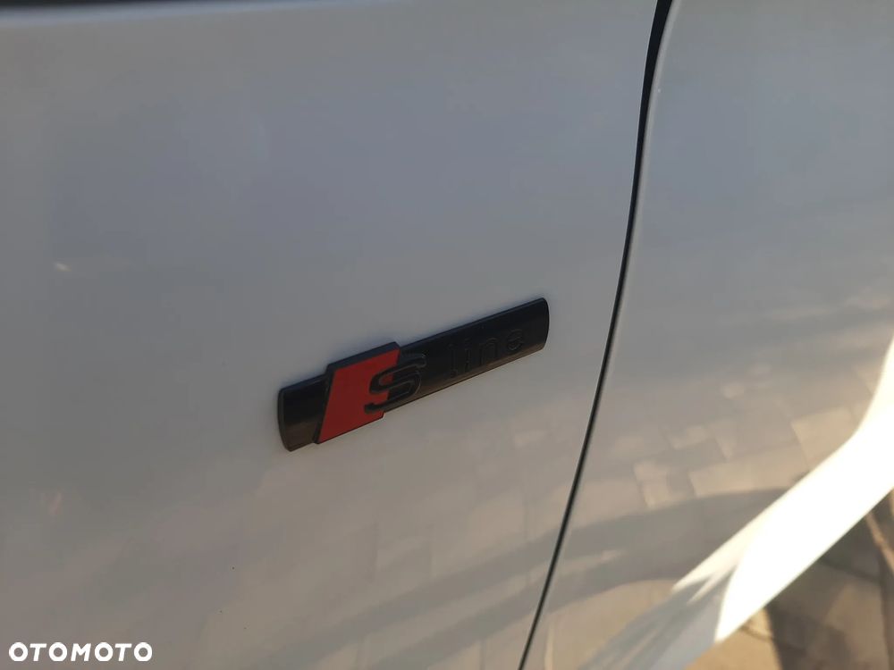 Audi A1 3-drzwiowe 1.2 TFSI S line edition m S line Sportpaket - 5