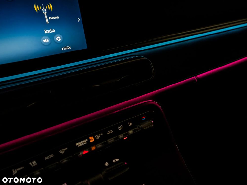 Mercedes-Benz Klasa V 300 d 4-Matic Avantgarde 9G-Tronic (ekstra d³) - 40