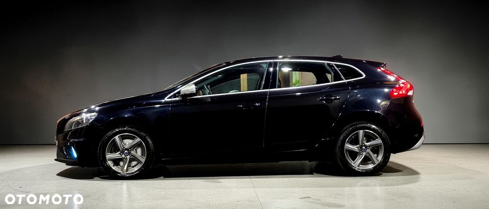 Volvo V40 D4 Drive-E R-Design Summum - 22