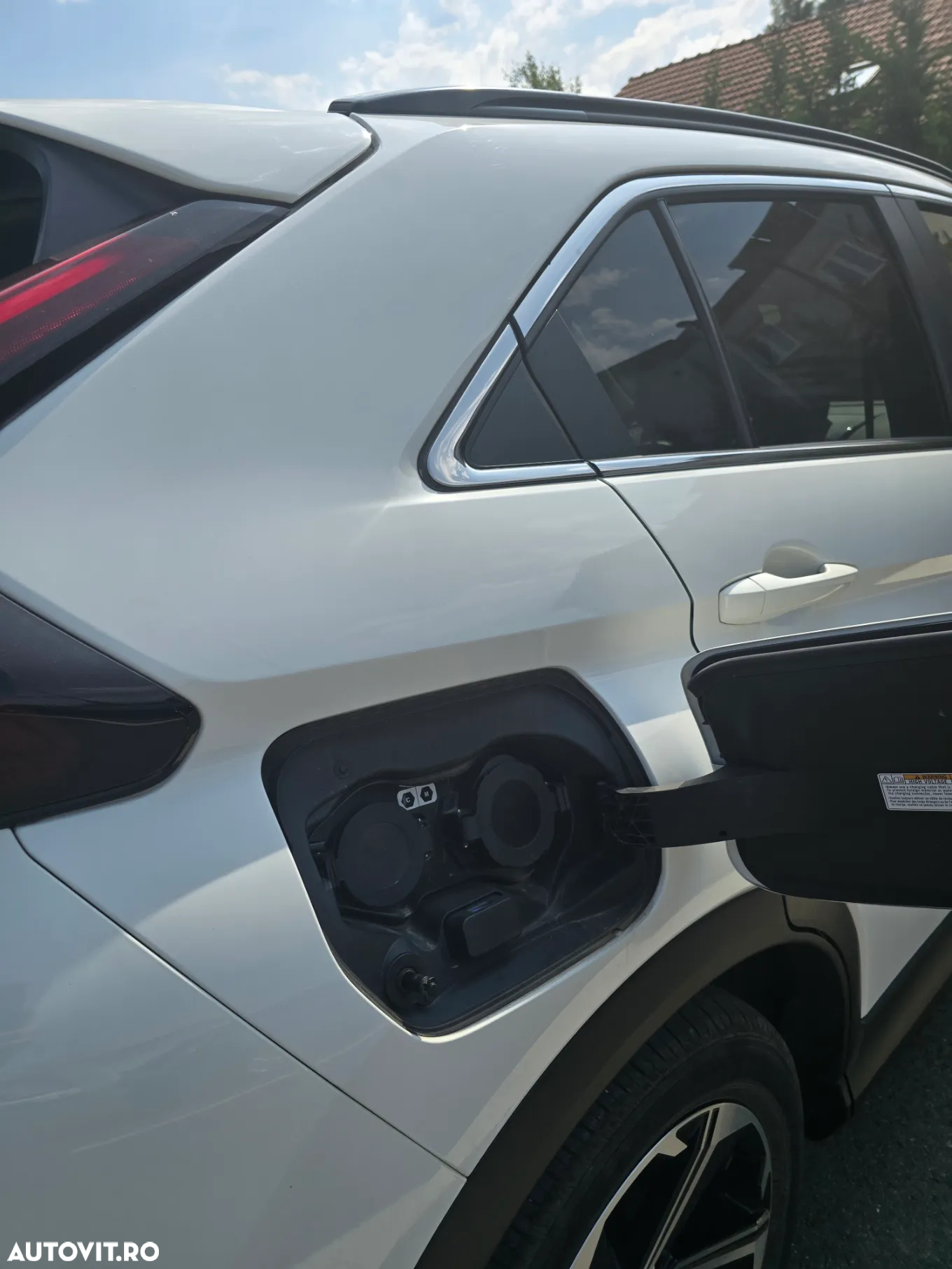 Mitsubishi Eclipse-Cross Plug-In Hybrid 4WD Basis - 14