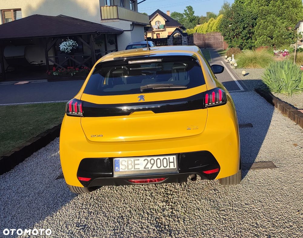 Peugeot 208 PureTech 100 Allure - 16