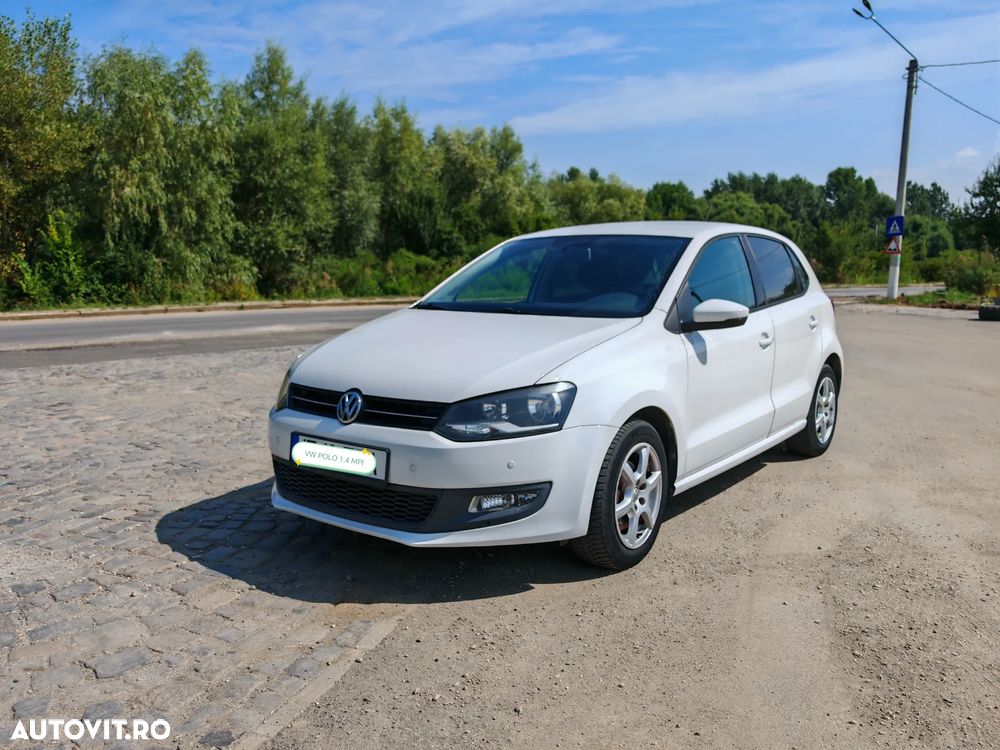 Volkswagen Polo 1.4 Highline DSG - 1