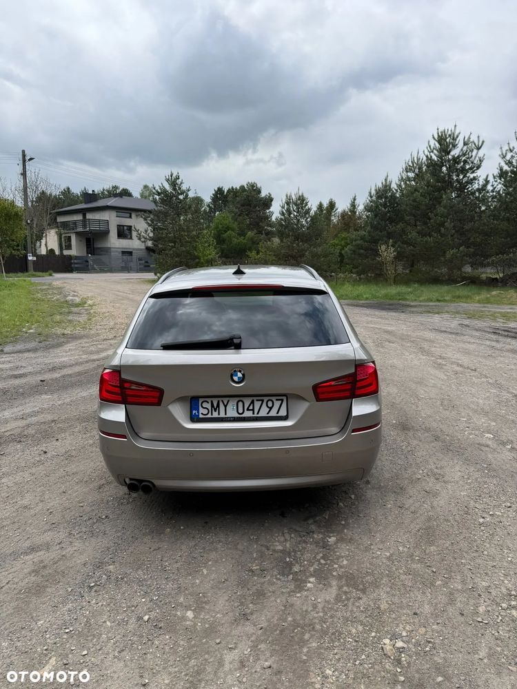 BMW Seria 5 520d - 5
