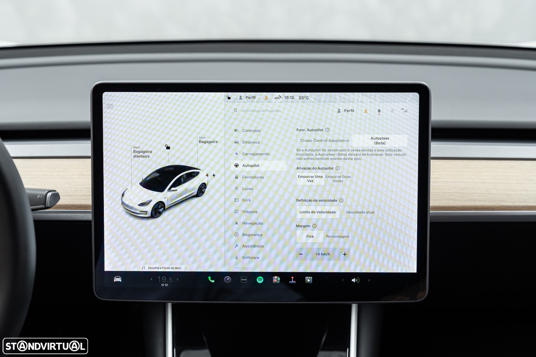 Tesla Model 3 Long-Range Dual Motor AWD - 30