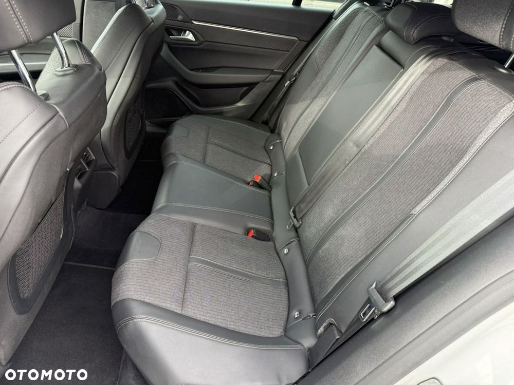 Peugeot 508 BlueHDi 130 EAT8 Allure Pack - 22