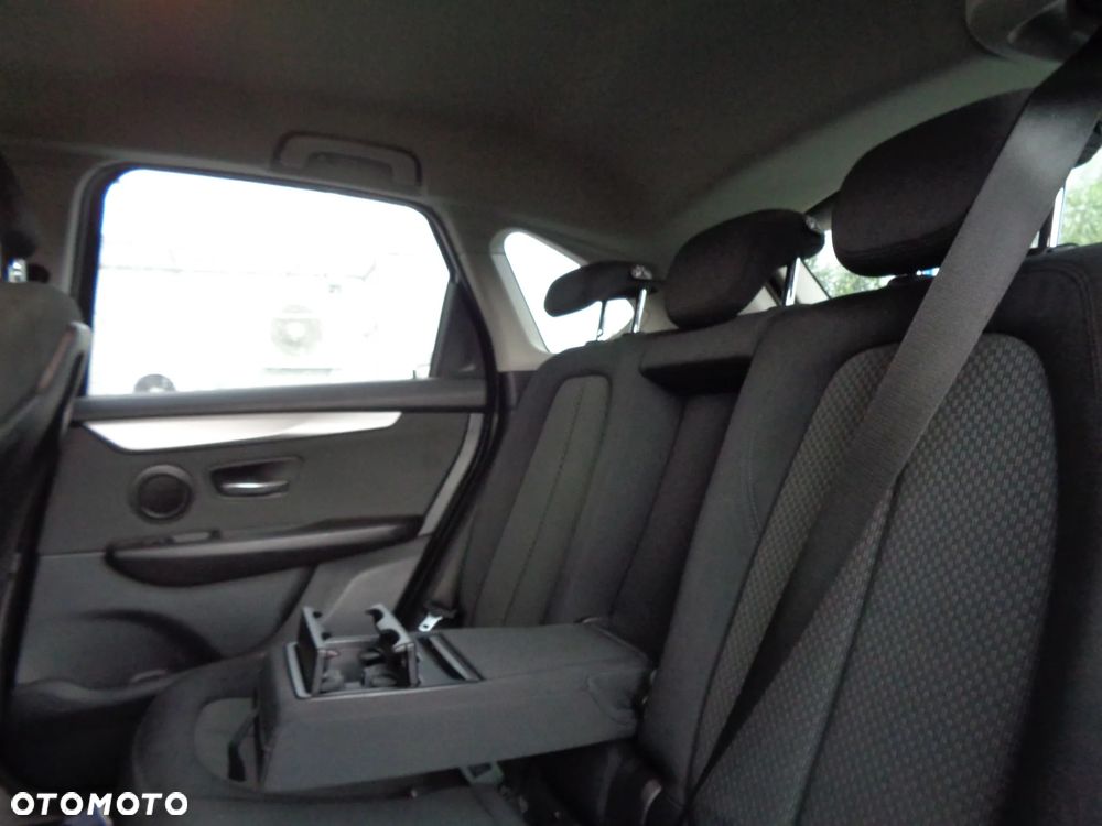 BMW Seria 2 218d Sport Line - 15