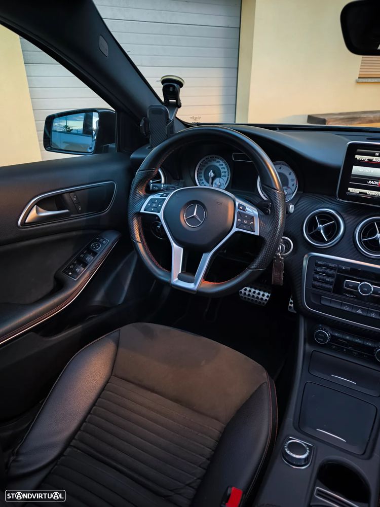 Mercedes-Benz A 200 CDI 7G-DCT AMG Line - 34
