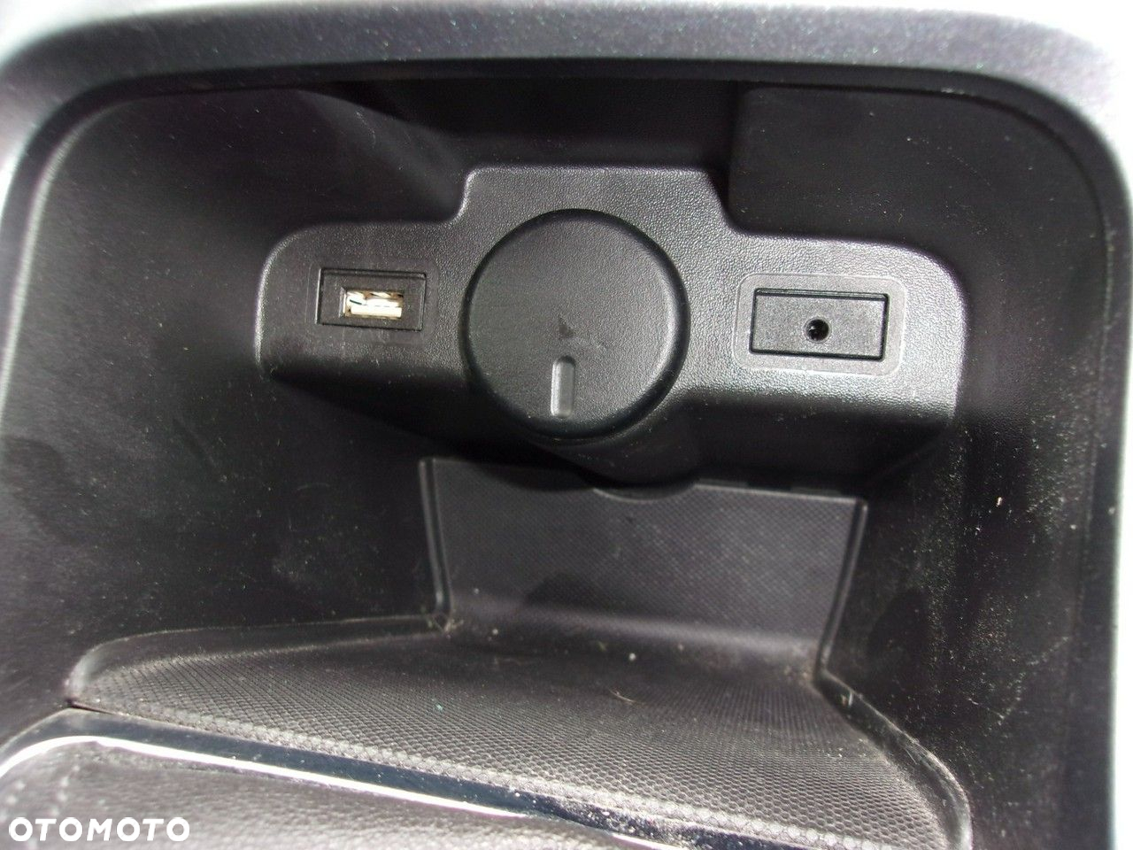 Opel Astra 1.4 Turbo Cosmo - 25