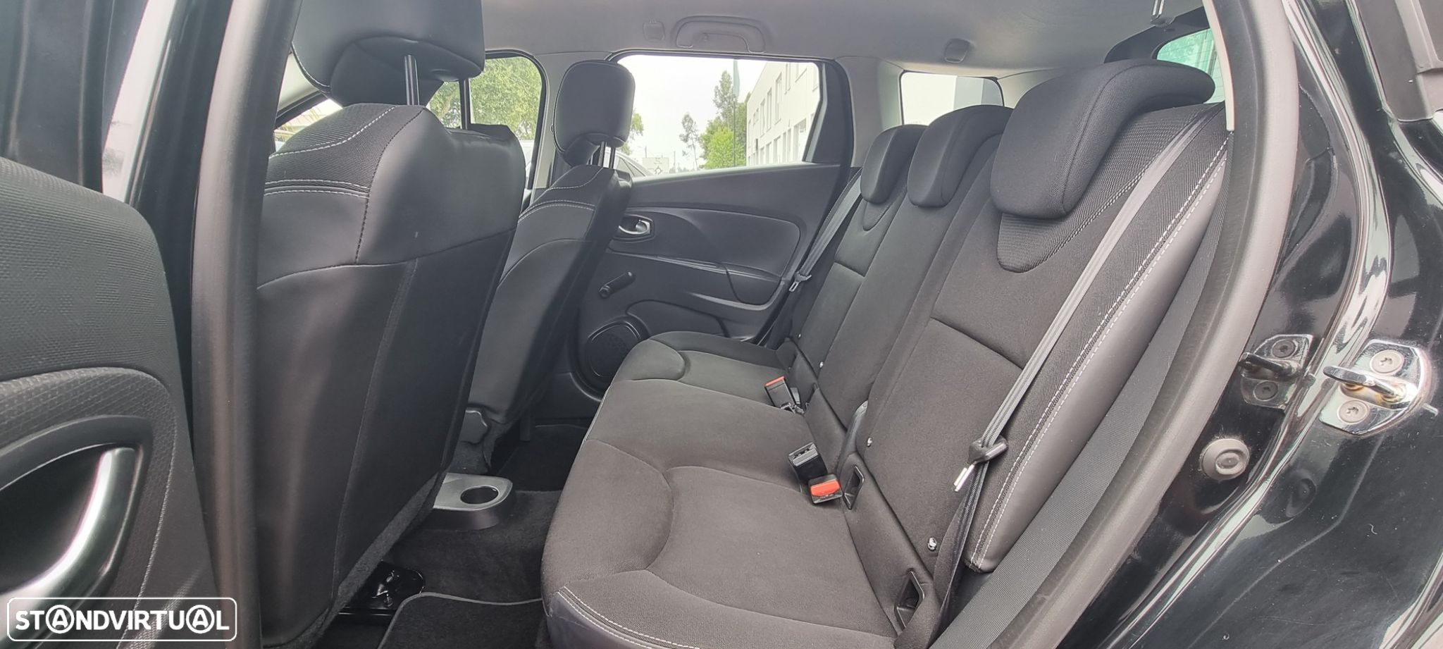Renault Clio Sport Tourer 0.9 TCE Dynamique S - 21