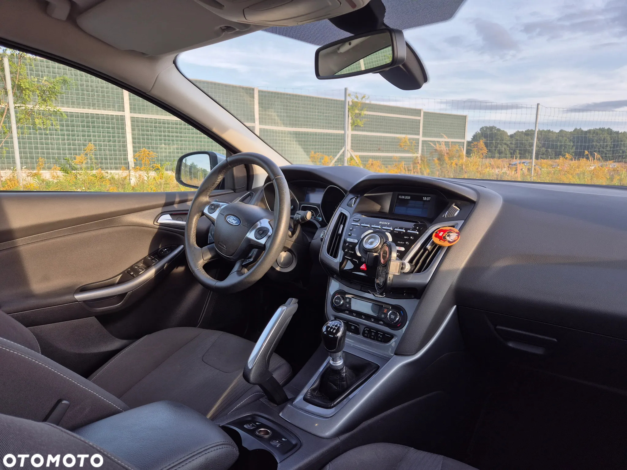 Ford Focus 1.6 EcoBoost Titanium - 13