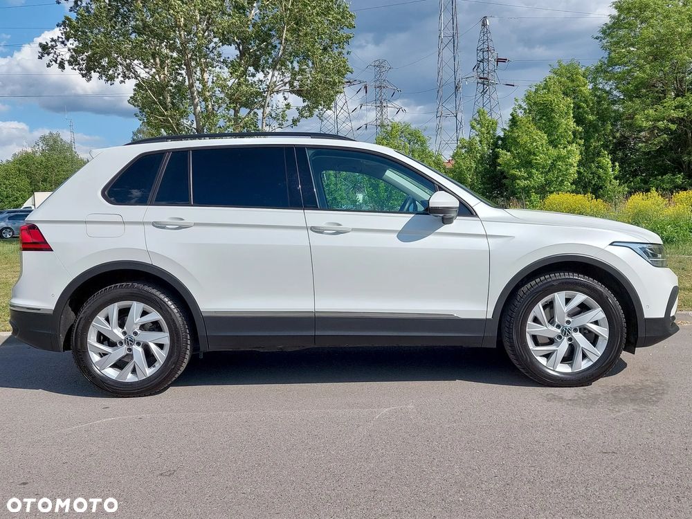 Volkswagen Tiguan - 4