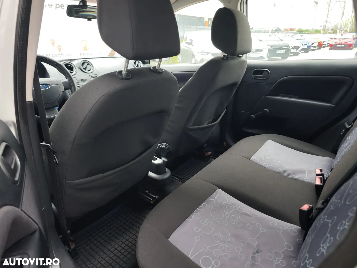 Ford Fiesta - 18