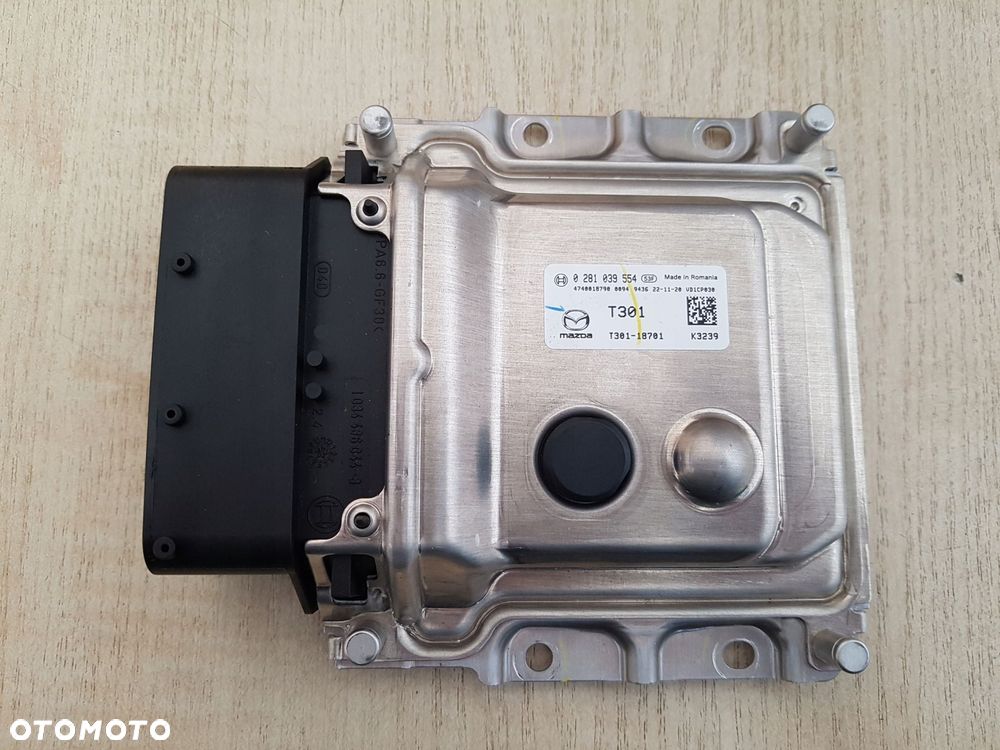 mazda cx-60 cx60 moduł ecu sterownik komputer t301-18-701 0 281 039 554 - 1