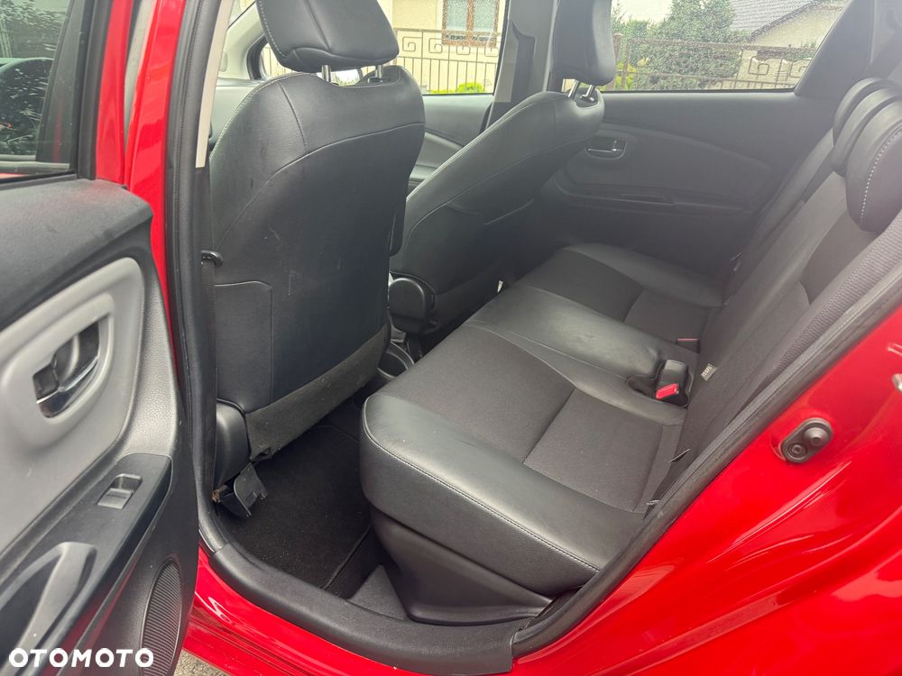 Toyota Yaris Hybrid 1.5 VVT-i Comfort mit Design Paket - 11