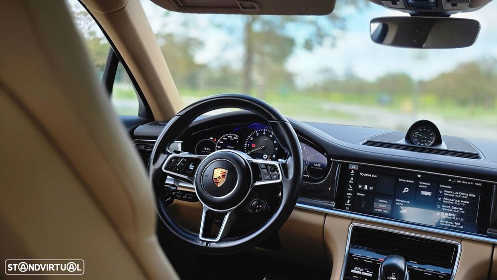 Porsche Panamera Sport Turismo 4 E-Hybrid Platinum Edition - 9