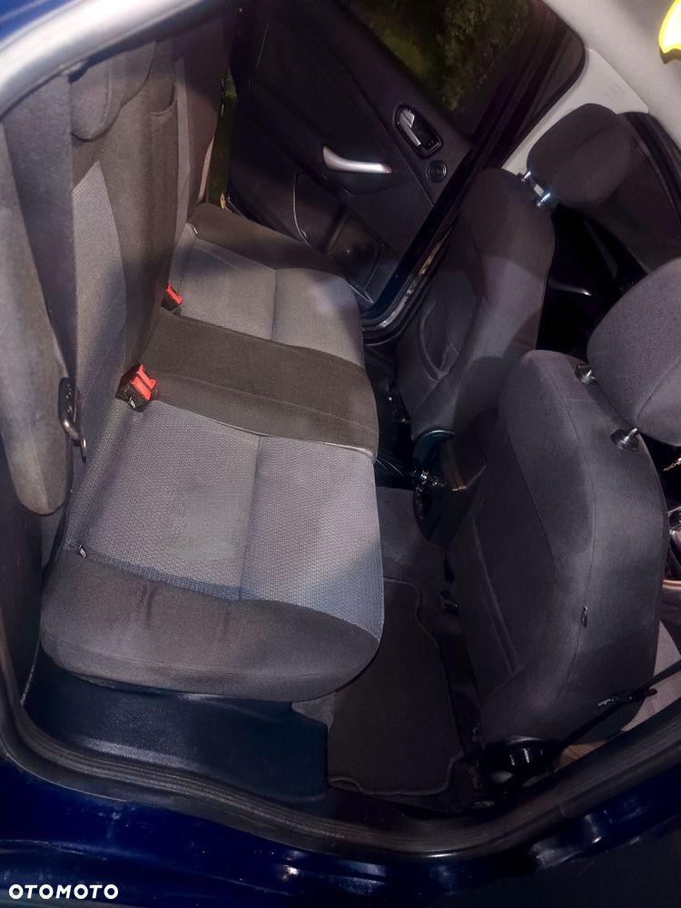 Ford Mondeo - 9