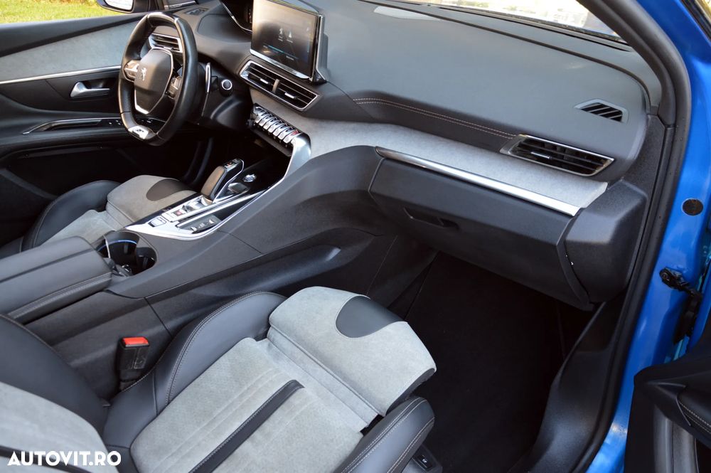 Peugeot 3008 PHEV 300 EAT8 4X4 GT - 8