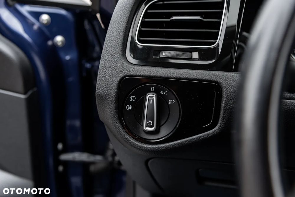 Volkswagen Golf 2.0 BlueTDI Highline - 27