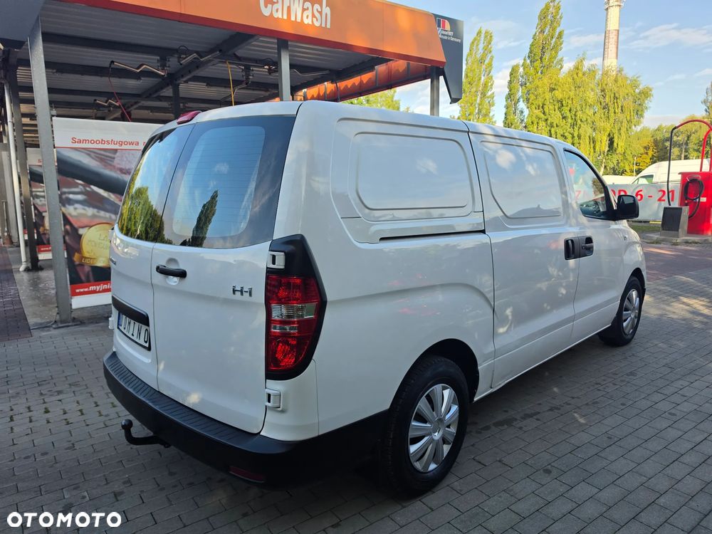 Hyundai H1 Starex Grand Starex - 7