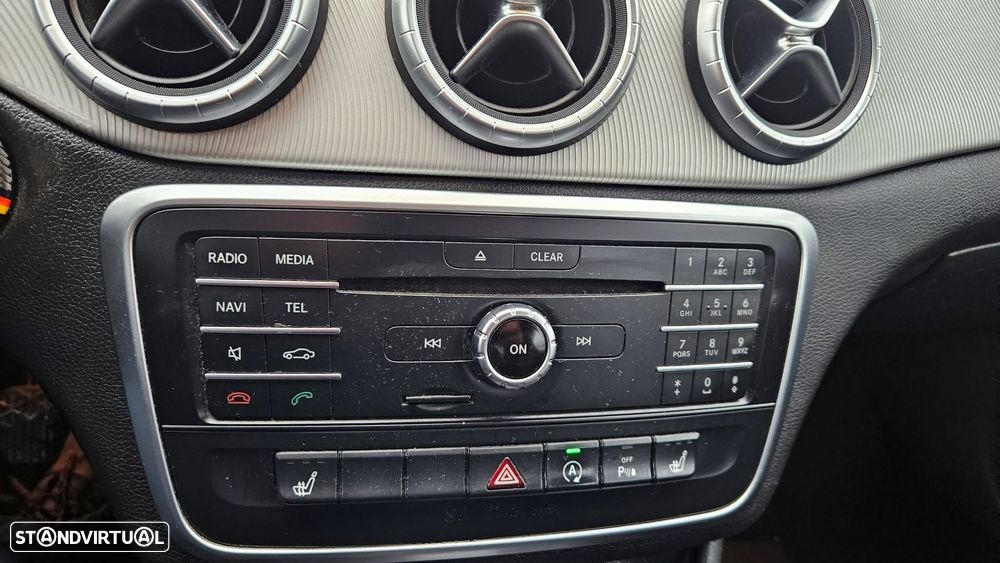 Mercedes-Benz CLA 180 (CDI) d Urban - 23